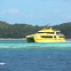 12- Un des ferrys rapides qui amenent les touristes a leur hotel 